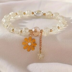 Dainty Daisy Charm Bracelet -versatile unisex summer casual, perfect gift giving
